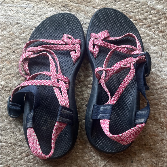 Chaco Pink Strappy Sandals - Picture 1 of 5